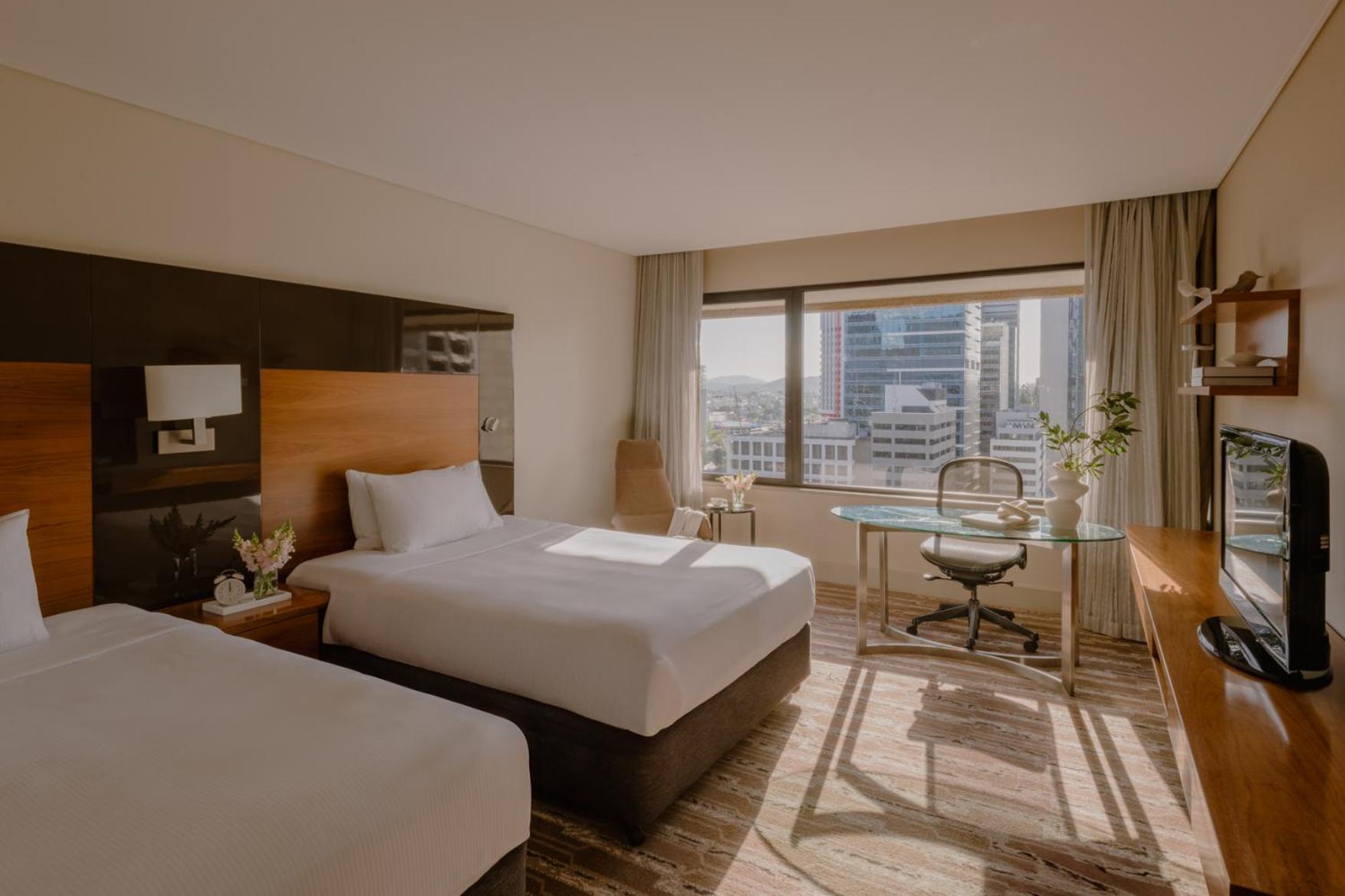 Classic Double Room Lounge Access High Floor,1773701411:JPEG